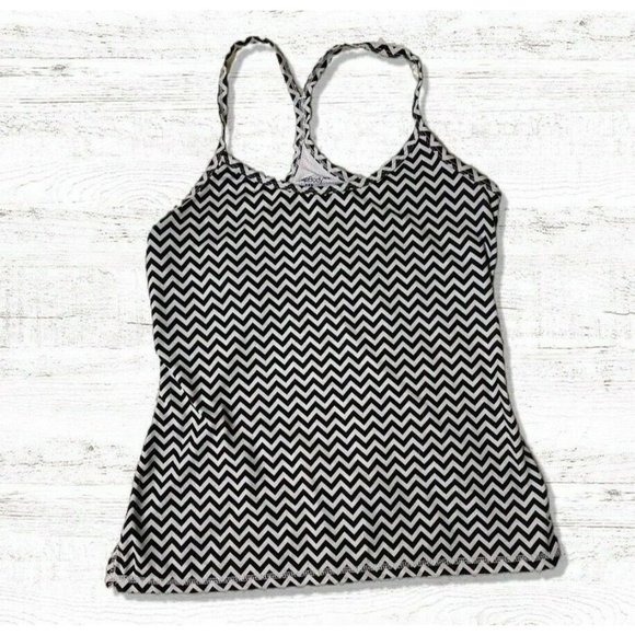 Women’s Gap Body White Black Striped Tank Top SZ Medium Zebra - Picture 1 of 7